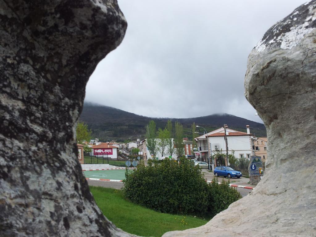 Alojamiento Cr Cuatro Caminos San Pablo de los Montes المظهر الخارجي الصورة